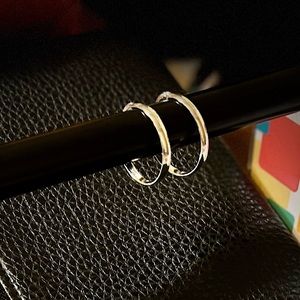 Beautiful 18k White Gold plated Hoop Earrings!